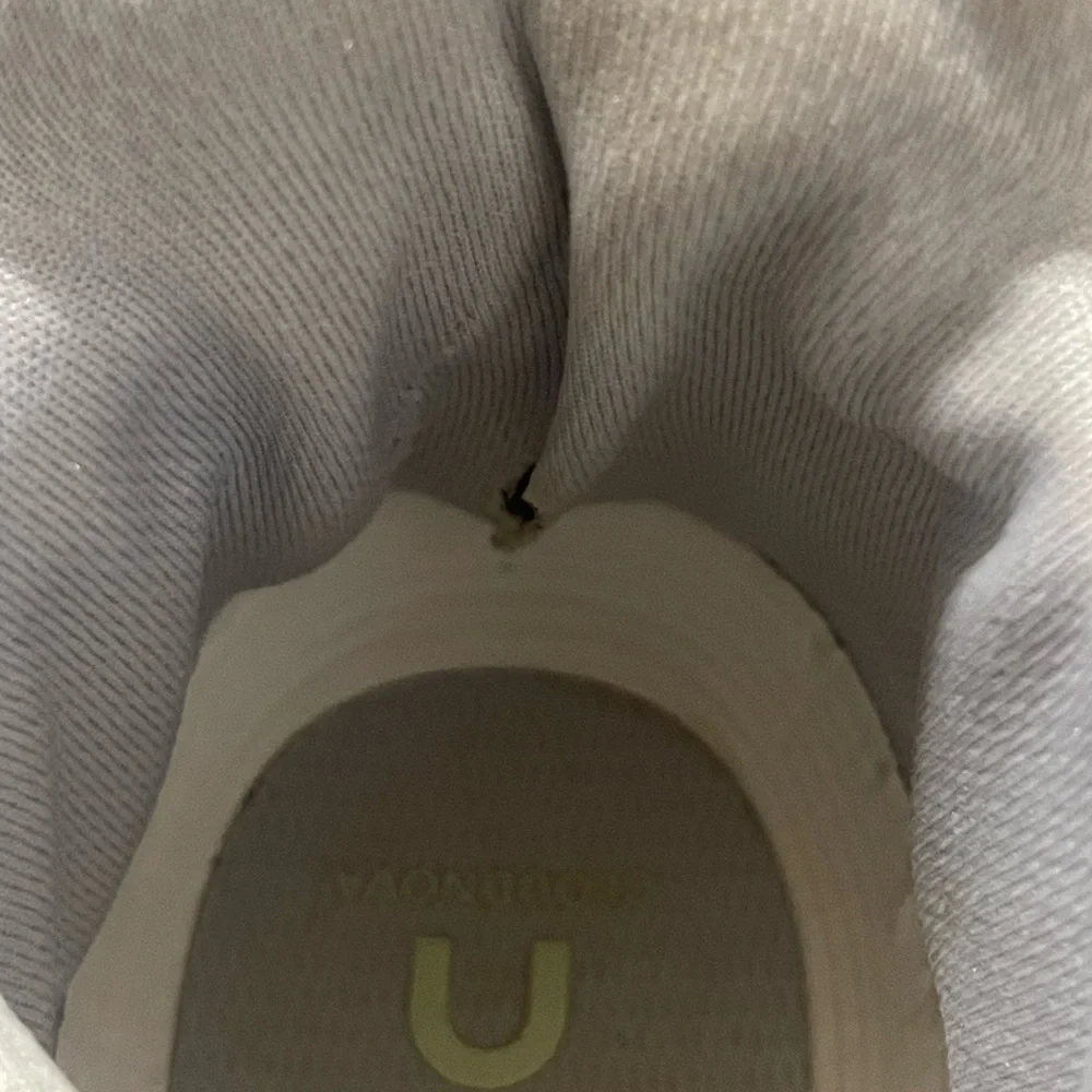 On Running Cloudnova White Limelight - Picture 7 of 9